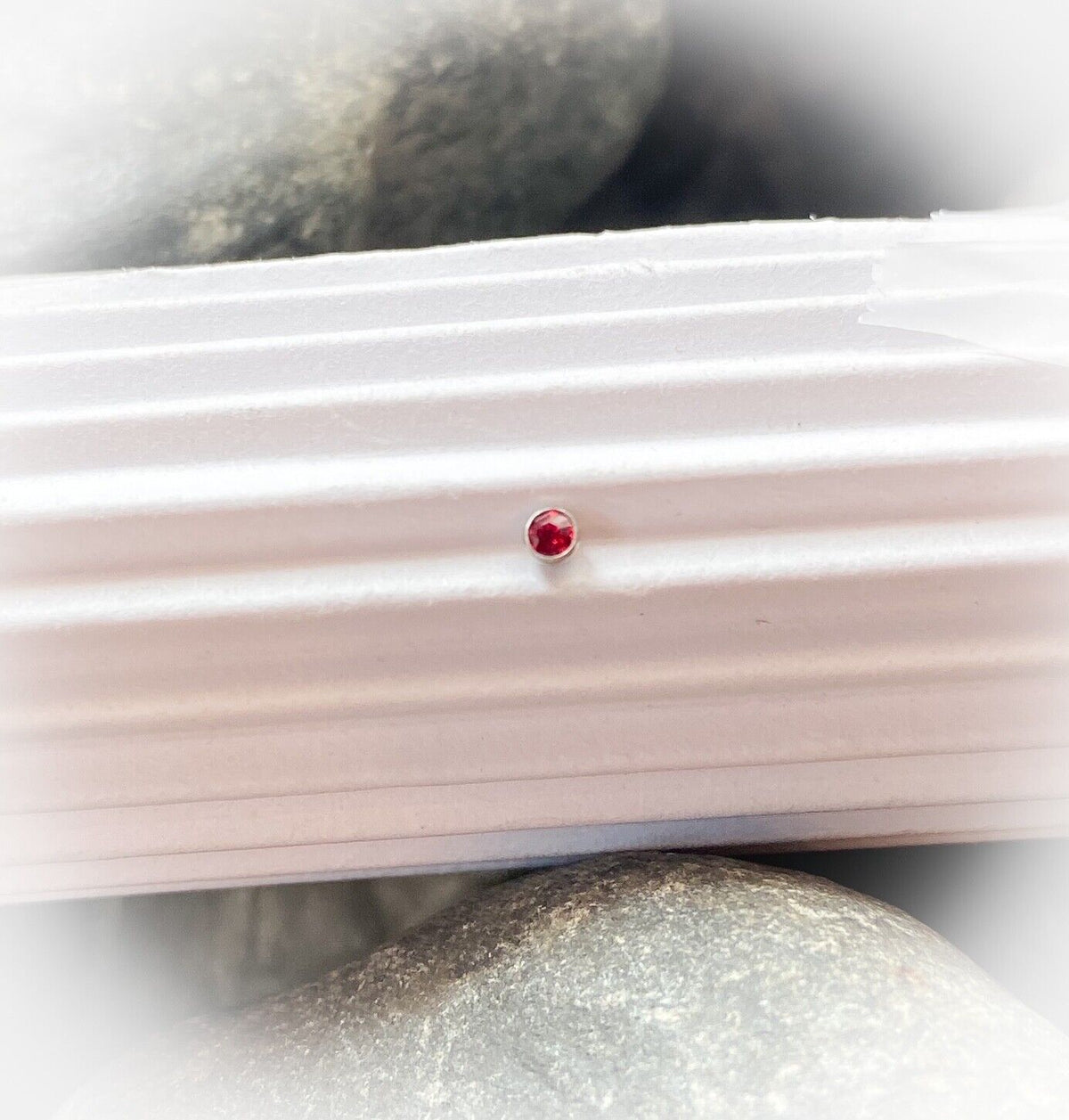 Body Jewelry Replacement Parts - 10pk Steel Internally Threaded 16g CZ Gems (Color: Red)