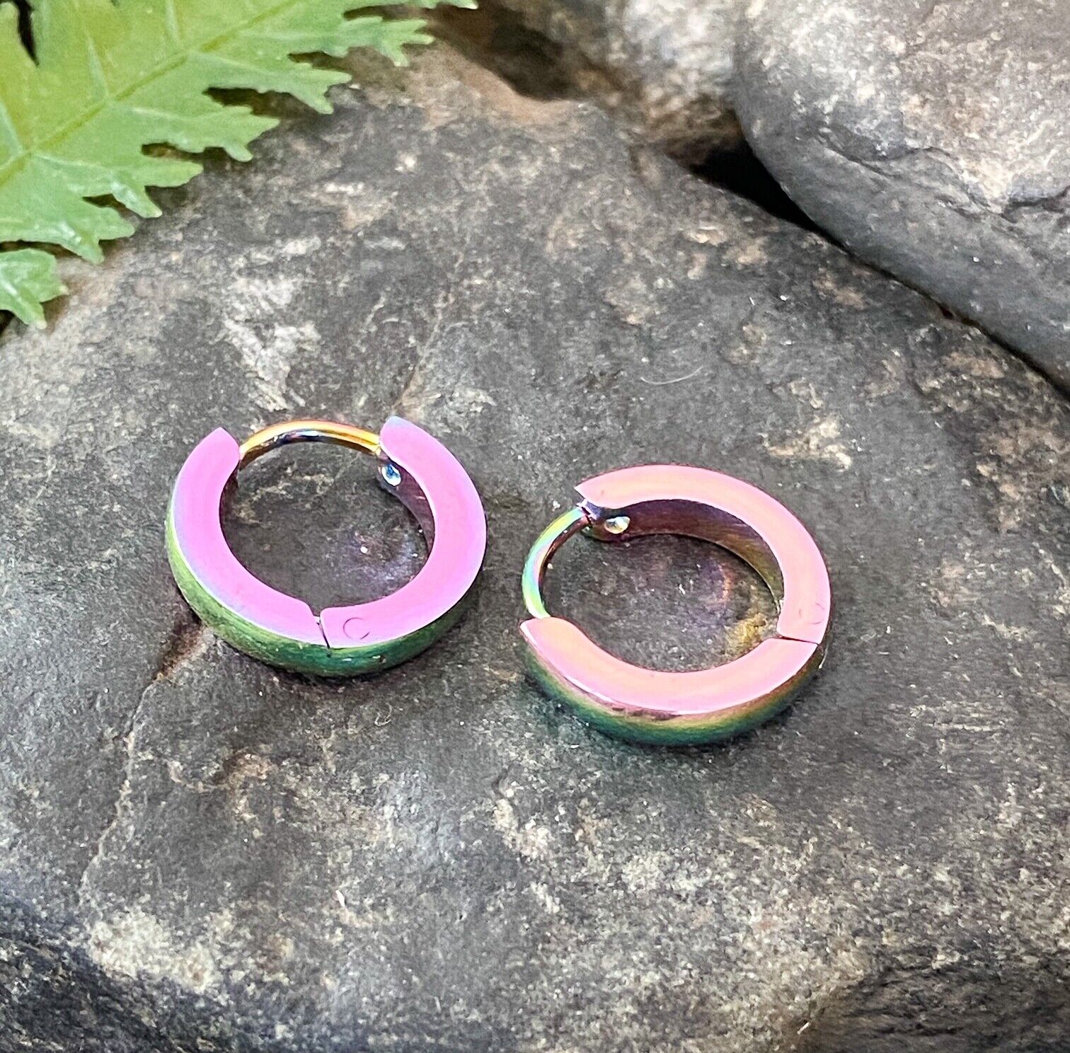 PAIR Stainless Steel Small Dome Hoop Huggie Earrings 2.5mm Wide 20g Men or Women (Color: Multi-Color)