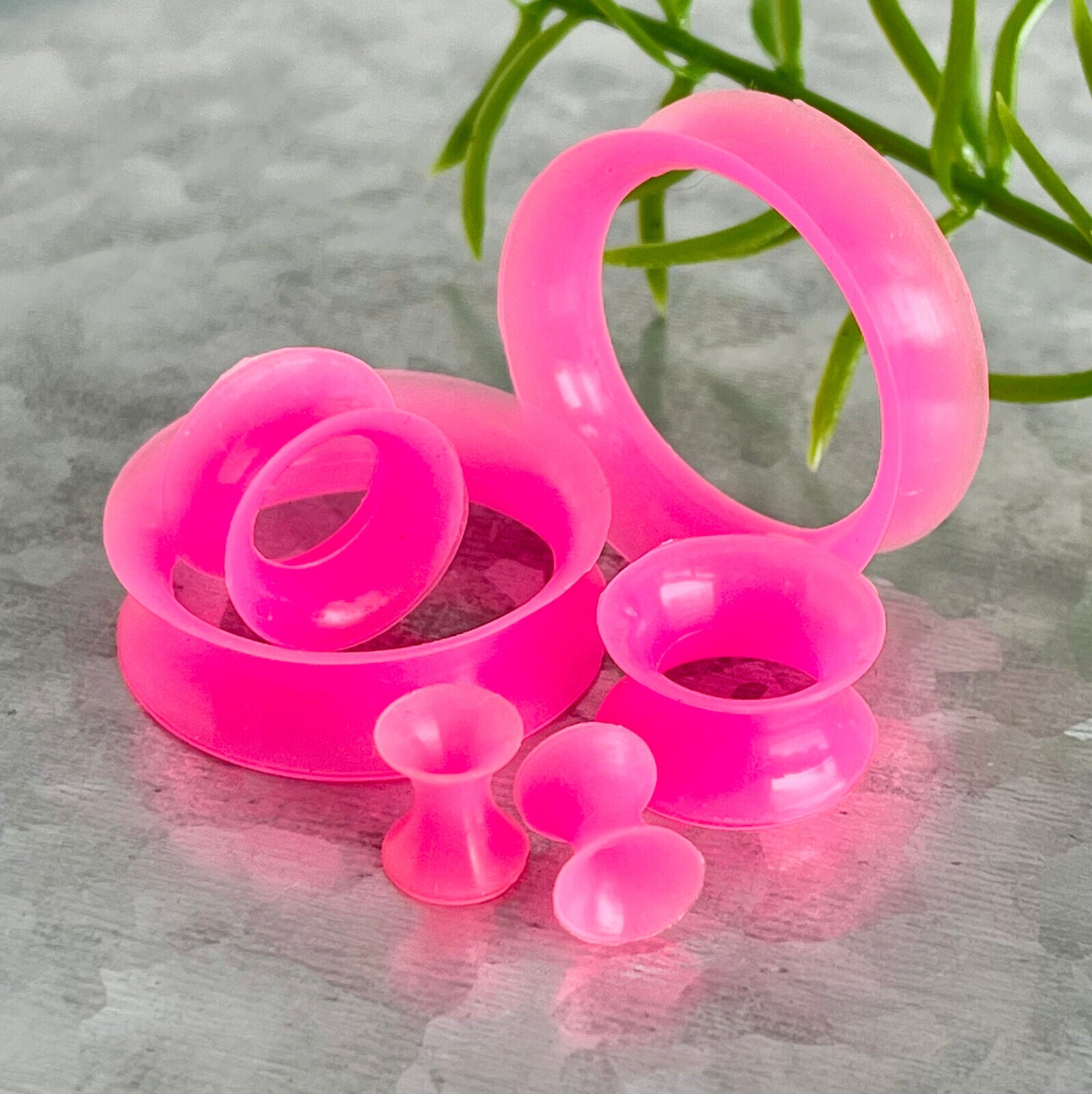 PAIR Super Soft Thin Silicone Tunnels Ear Skins Plugs Gauges Body Jewelry (Main Color: Pink)