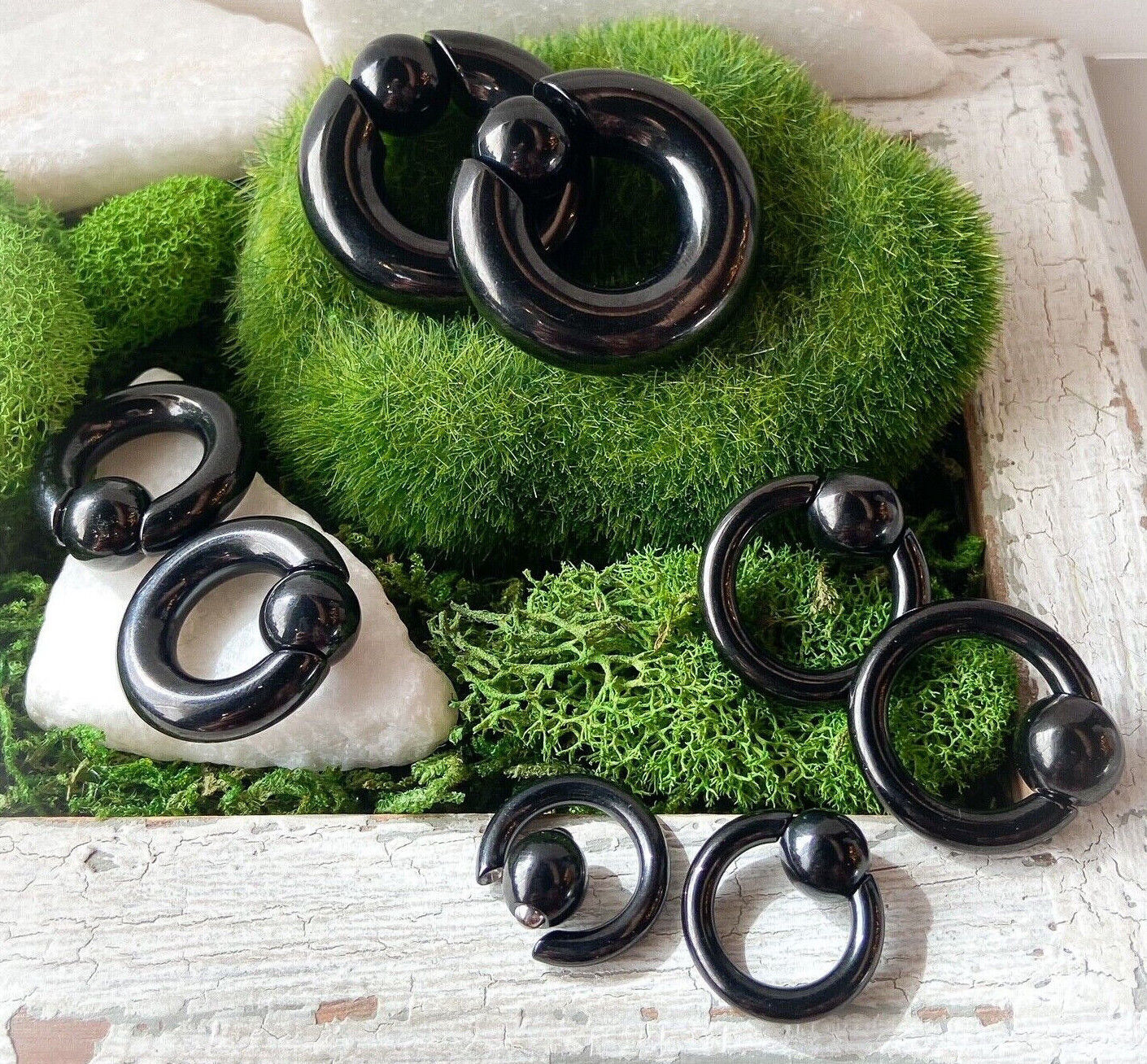 PAIR Black Plated Surgical Steel Spring-Loa​ded Captive Bead Rings Easy Pop Out