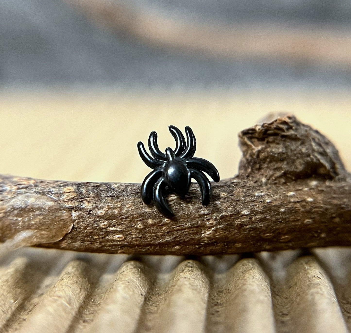 1pc Spider 20g Nose Ring Screw Stud 316L Surgical Steel