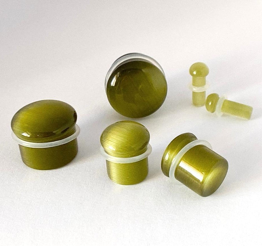 PAIR Peridot Green Cat Eye Stone Plugs Single Flare Tunnels Earlets Gauges