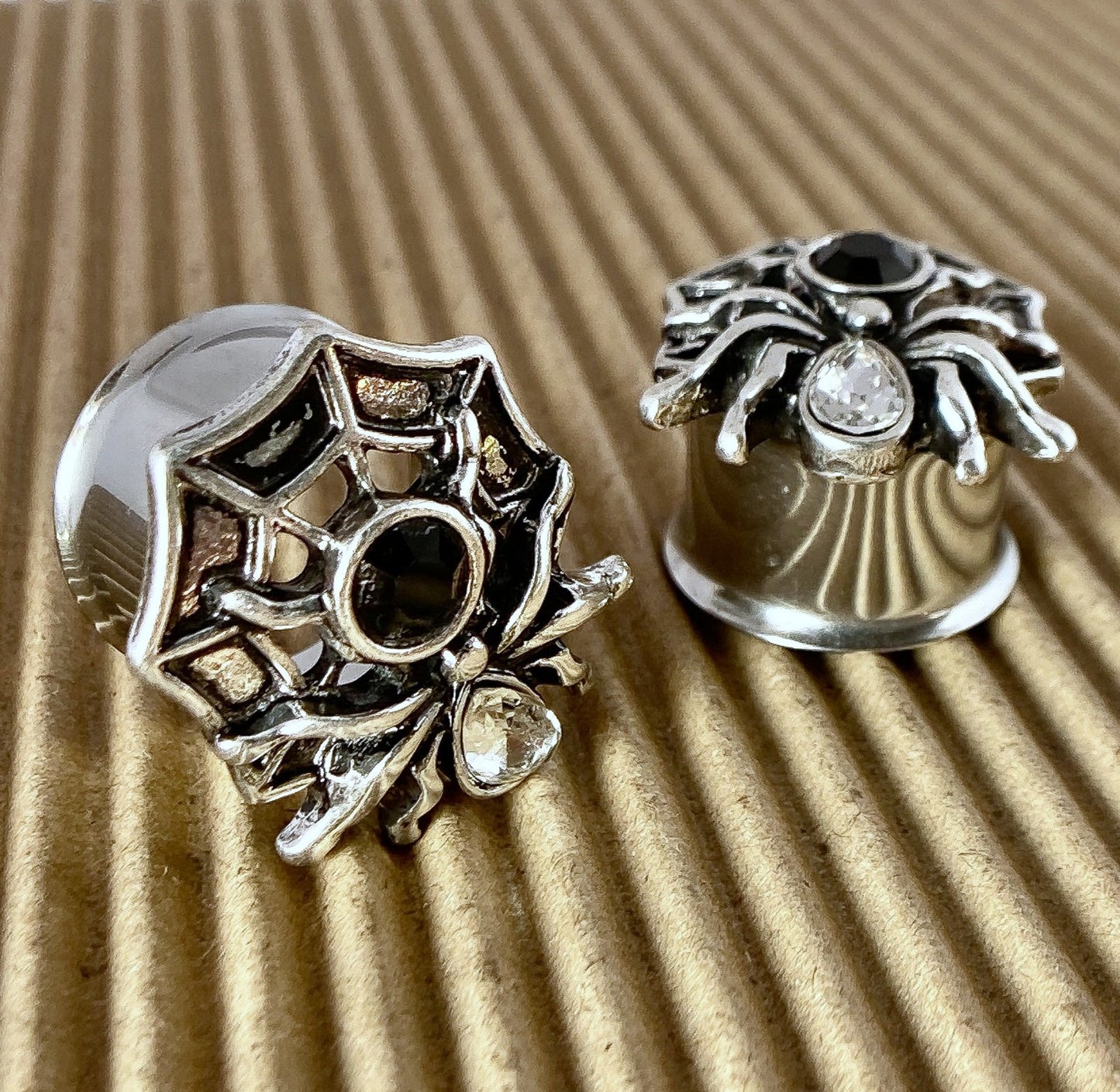 PAIR Gem Body Spider on Web Steel Double Flare Tunnels Plugs Earlet Gauges
