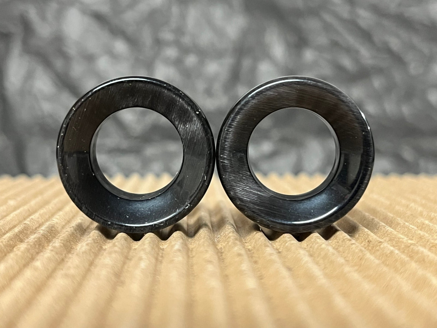 PAIR  Black Cat Eye Stone Double Flare Tunnels Plugs Earlets Gauges Body Jewelry