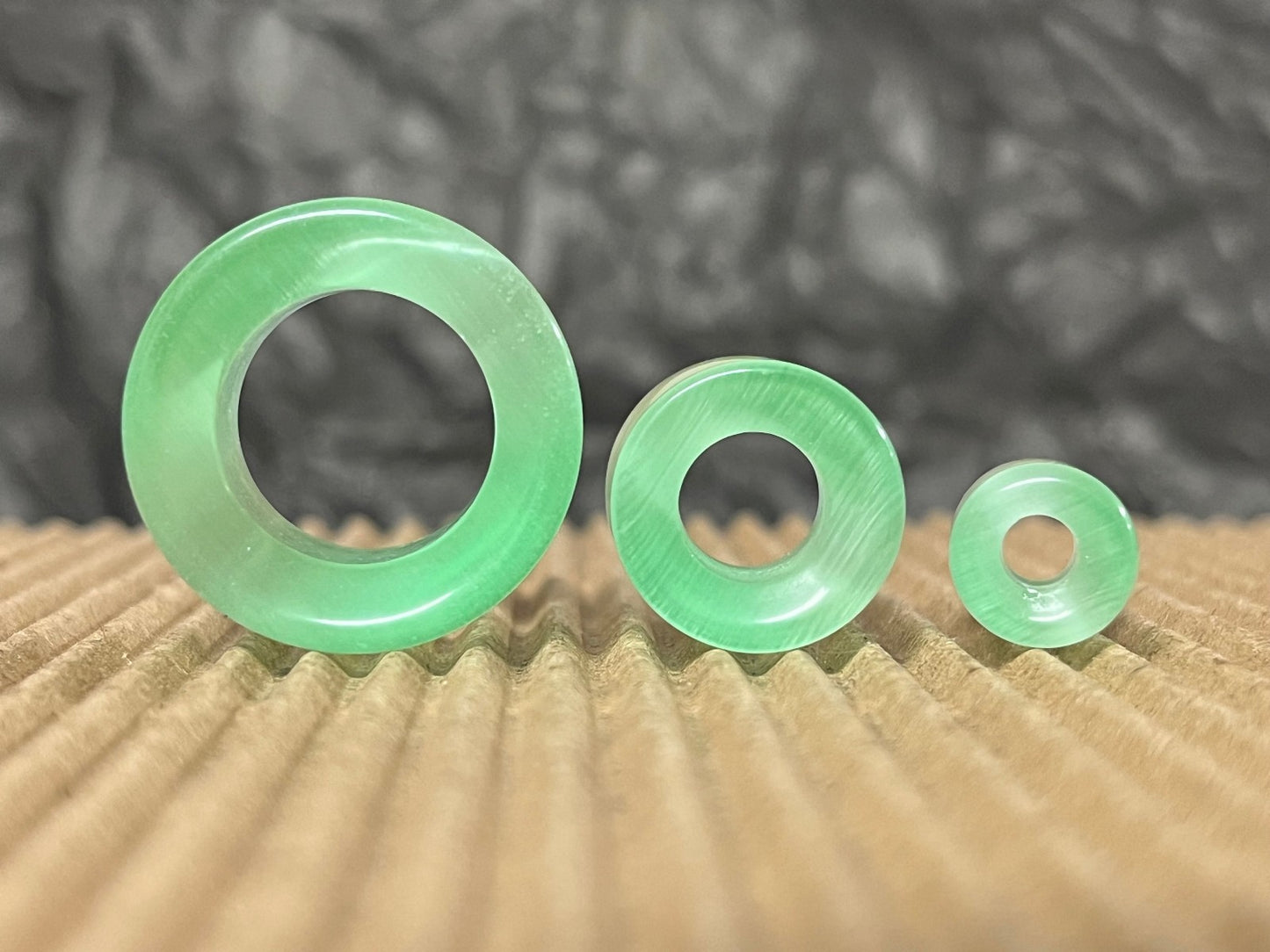 PAIR  Green Cat Eye Stone Double Flare Tunnels Plugs Earlets Gauges Body Jewelry