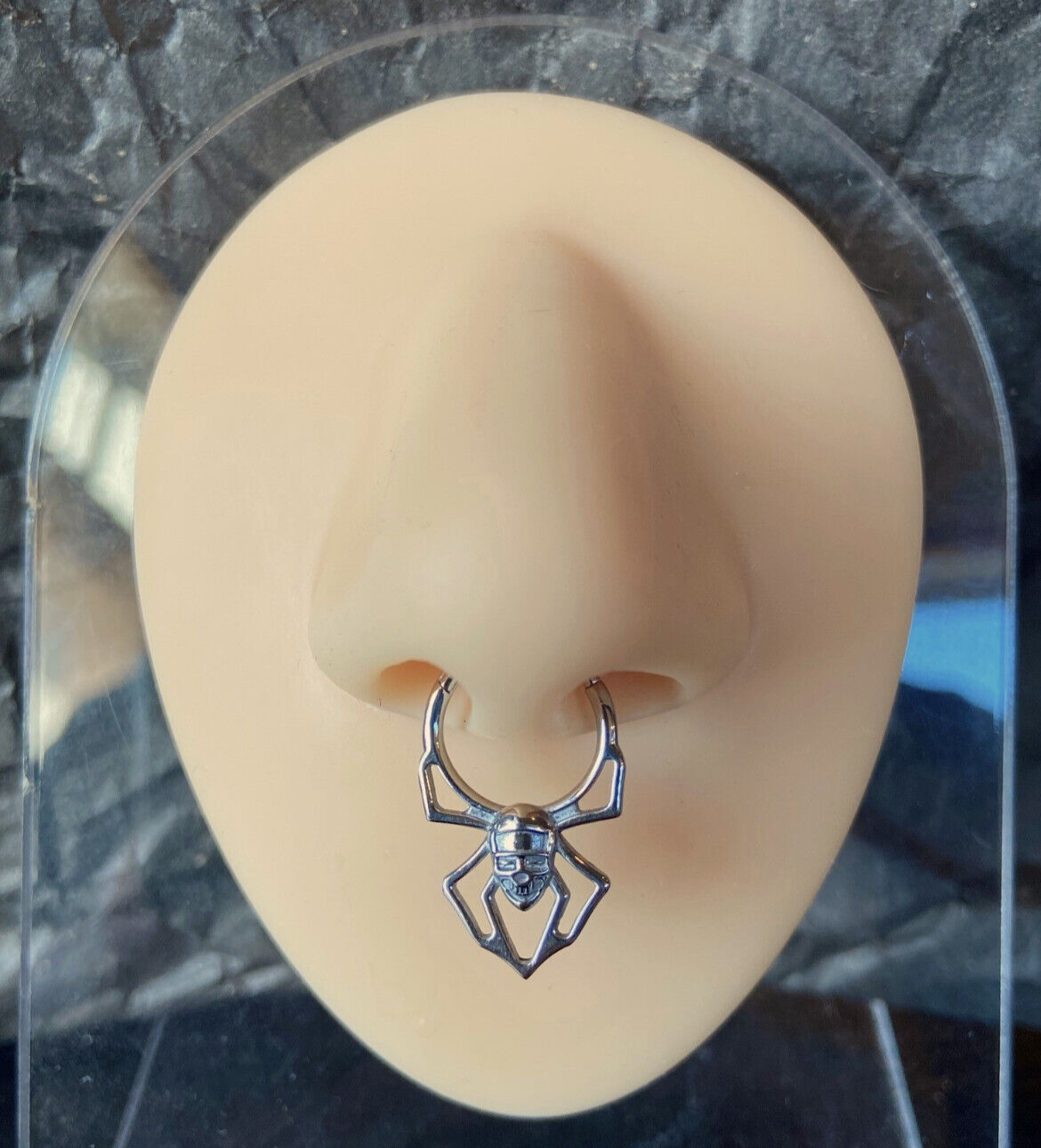 1pc Skull Face Spider Hinged Segment Ring Septum Clicker 316L Surgical Steel