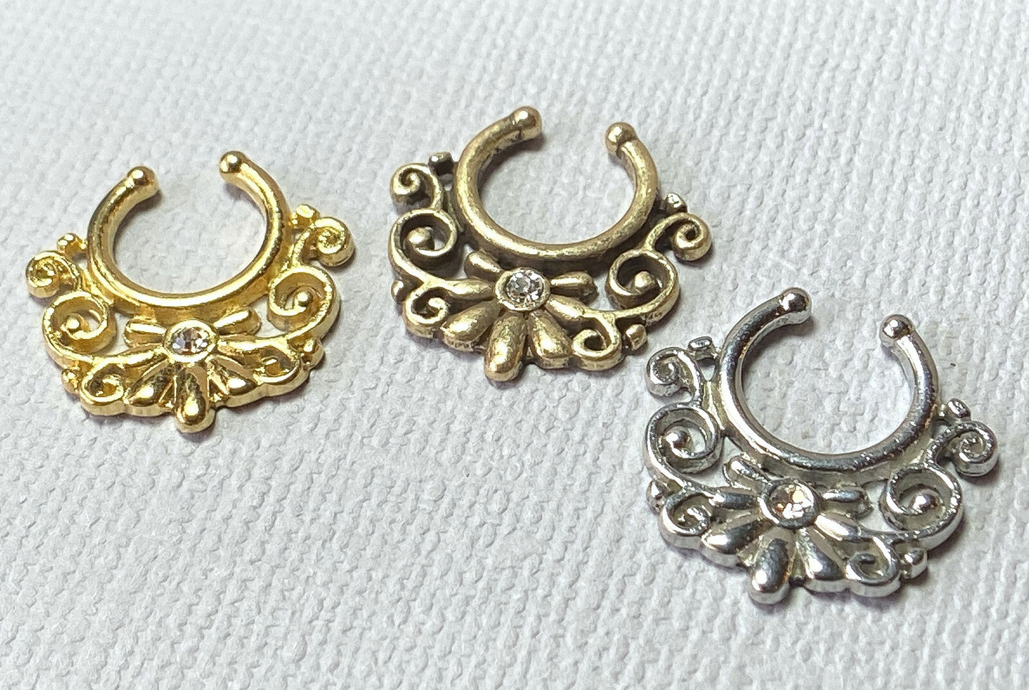 1pc 100% SURGICAL STEEL Non-Piercing Fake Septum Hanger Tribal Flower Clip-on