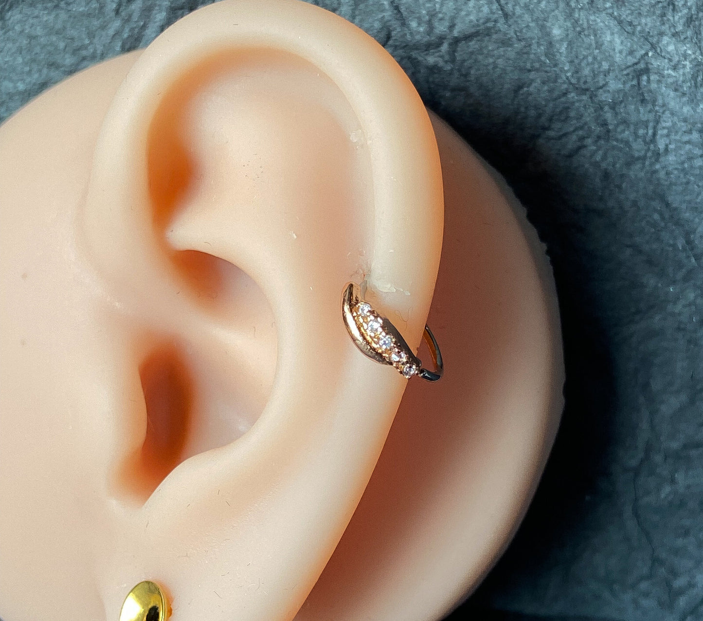 1pc CZ Paved Twisted Bar Nose Hoop / Cartilage Ring Rook Daith Helix Tragus