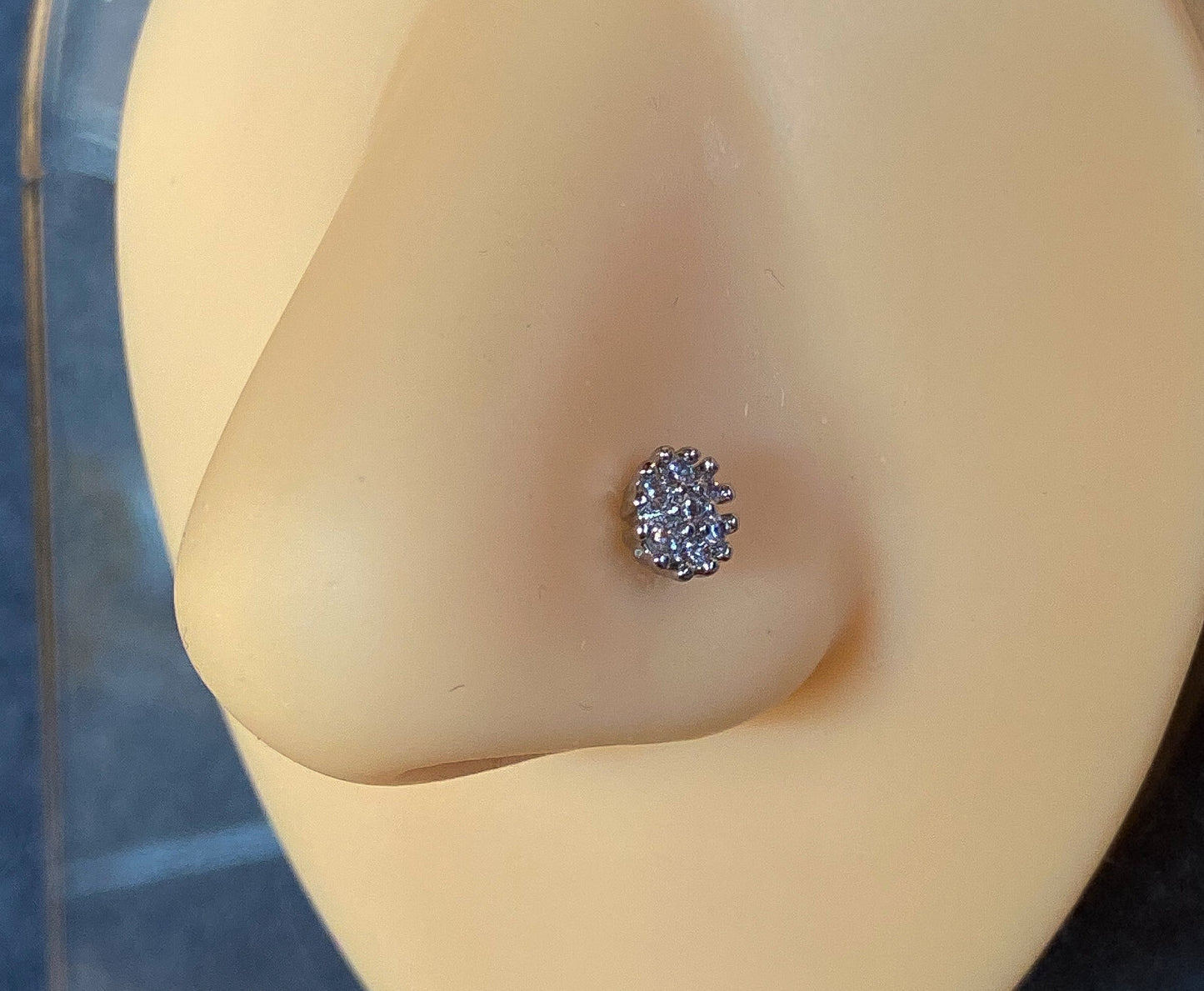 CZ Flower Top 20g Surgical Steel Nose Stud Bone Nostril Ring Body Jewelry