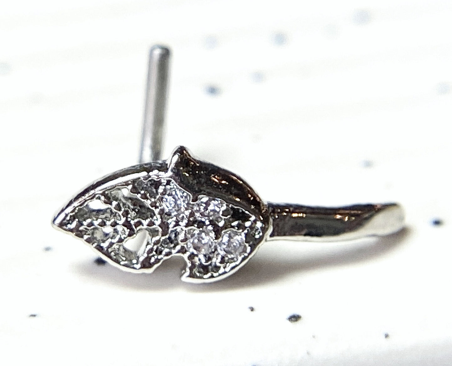 1pc CZ Gem Set Leaf Nose Crawler L-Bend 20g or 18g Nose Ring Stud Screw