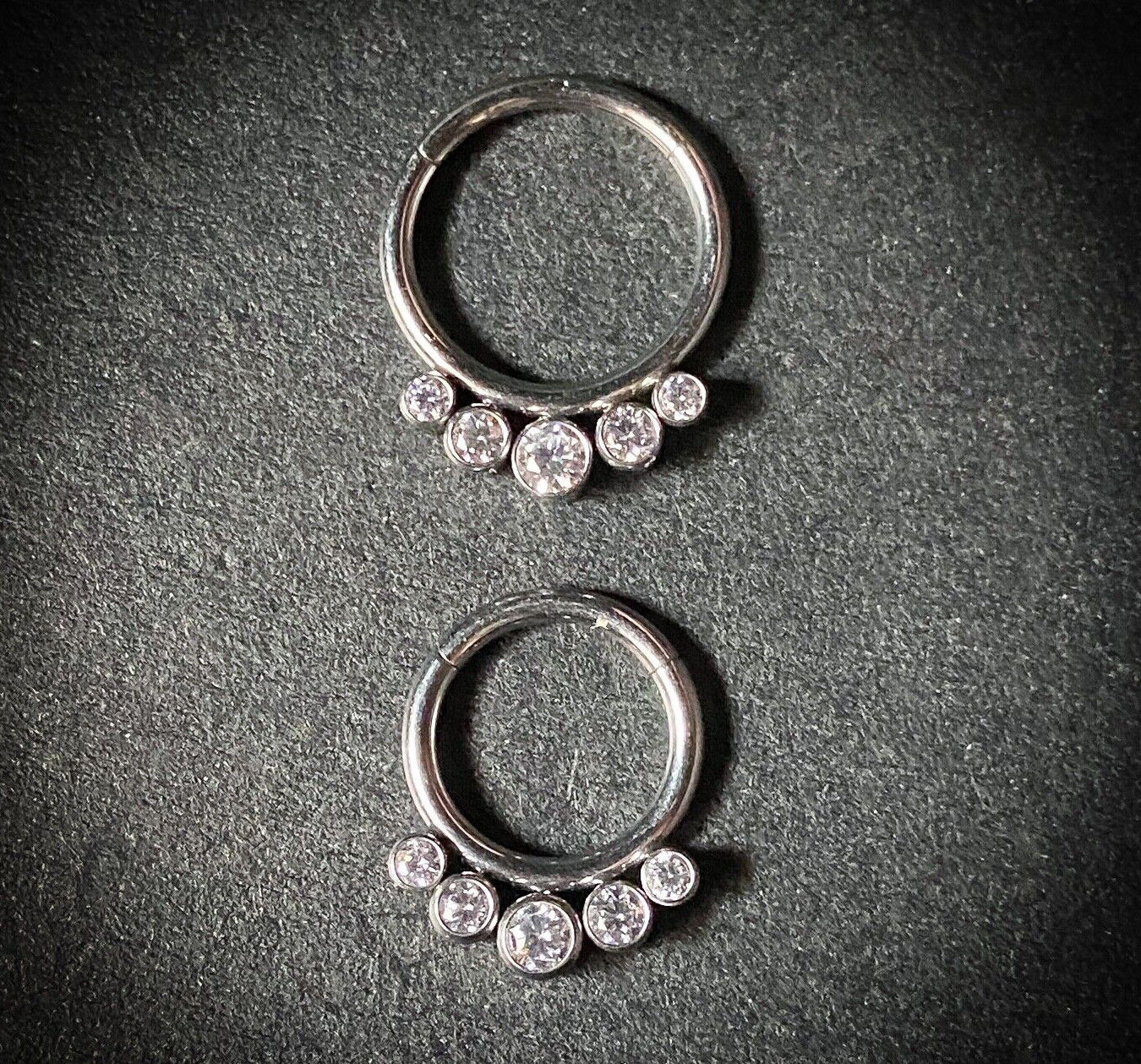 1pc Solid Titanium 5 Crystal Gems Hinged Segment Ring Helix Septum Clicker