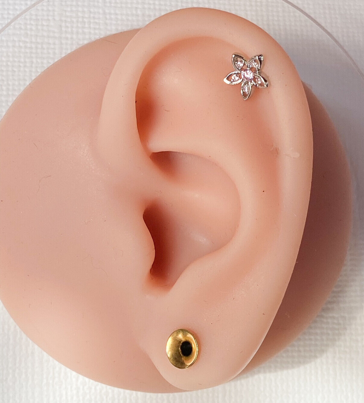 1pc CZ Gem Set Flower 16g Internally Threaded Steel Labret Stud Cartilage Ring