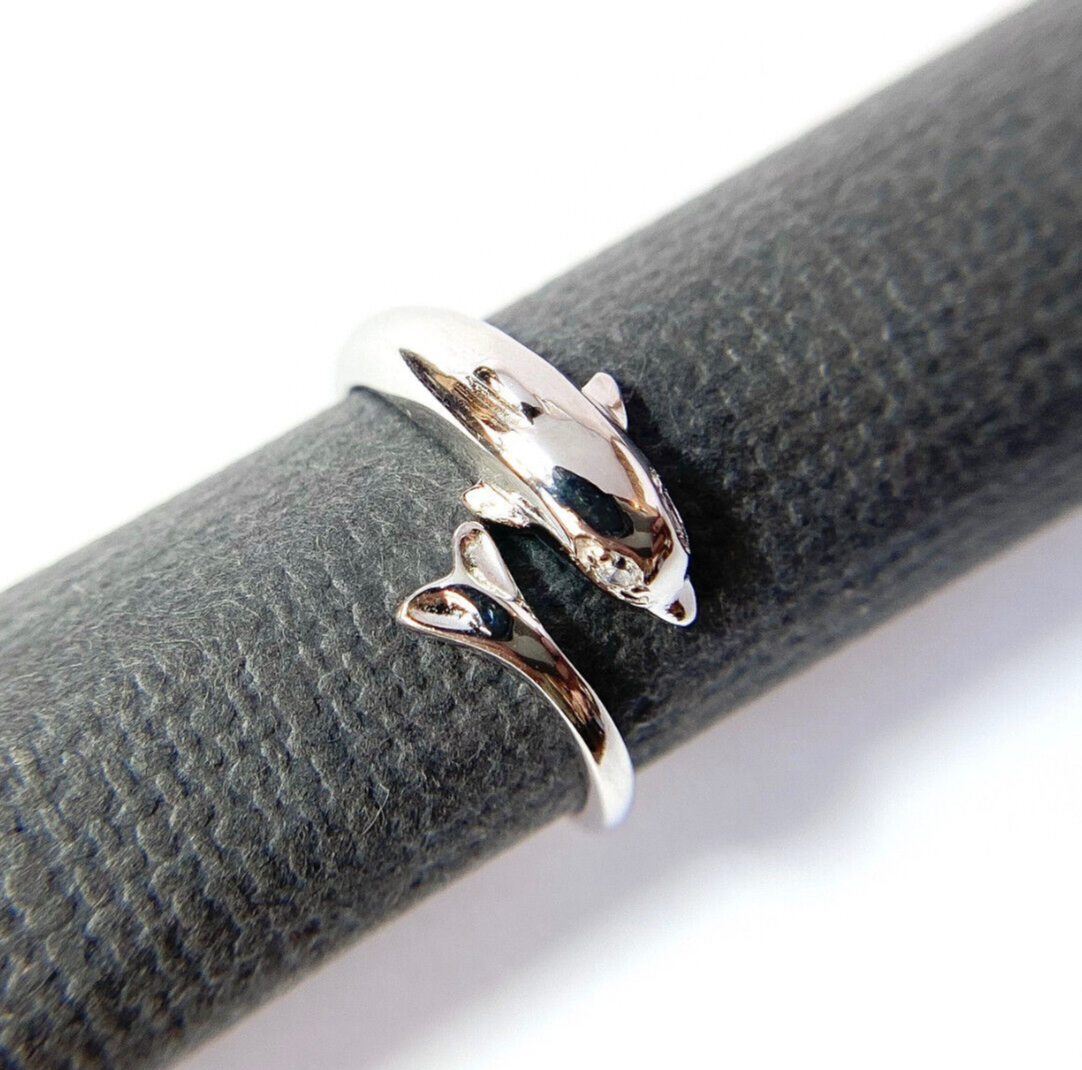.925 Sterling Silver Dolphin W/ Clear CZ Gem Eyes Toe Ring