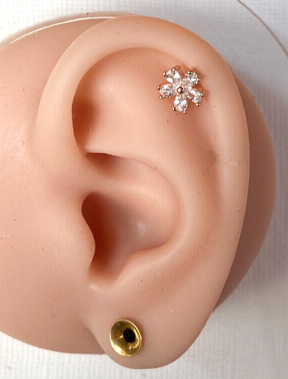 1pc CZ Petals Flower 16g Labret Internally Threaded Steel Monroe Tragus Helix