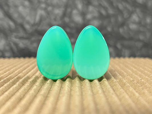 PAIR Green Opalite Teardrop Plugs Double Flare Saddle Tunnel Tear Drop Gauges