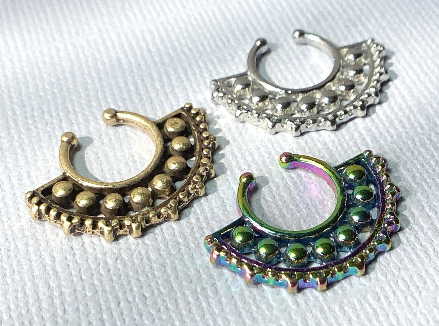1pc 100% SURGICAL STEEL Non-Piercing Fake Septum Hanger Beaded Large Fan Clip-on