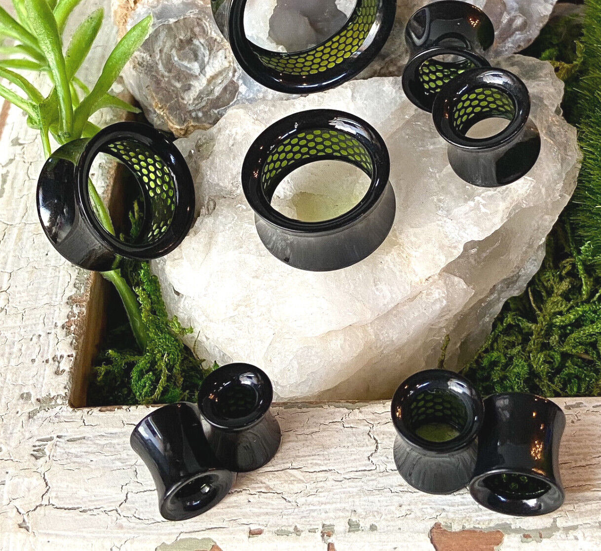 PAIR Inner Green Dotted Pattern Decal Black Acrylic Saddle Tunnels Plugs Gauges