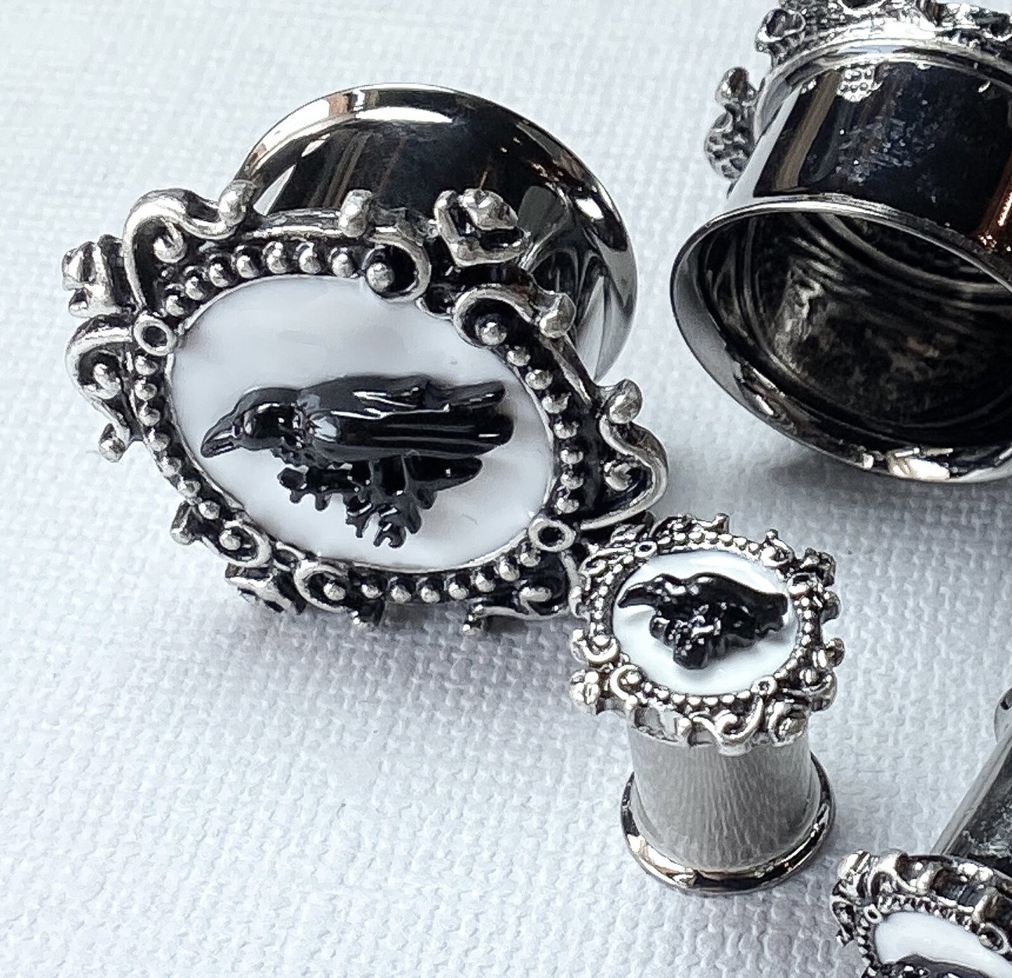 PAIR Poe the Raven Vintage Frame Steel Double Flare Tunnels Plugs Earlet Gauges