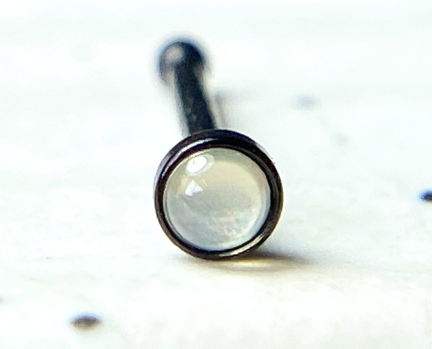 1pc Illuminating Stone Nose Bone Stud Ring Nostril Piercing Jewelry 20g