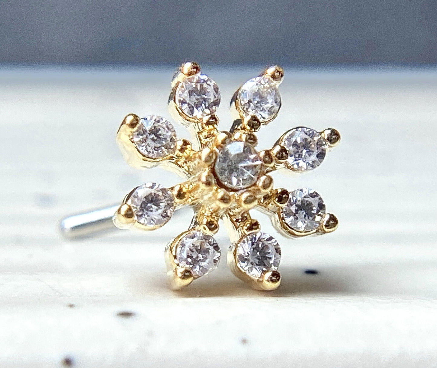 1pc CZ Gem Flower Starburst L-Bend Nose Ring Stud Screw 316L Surgical Steel