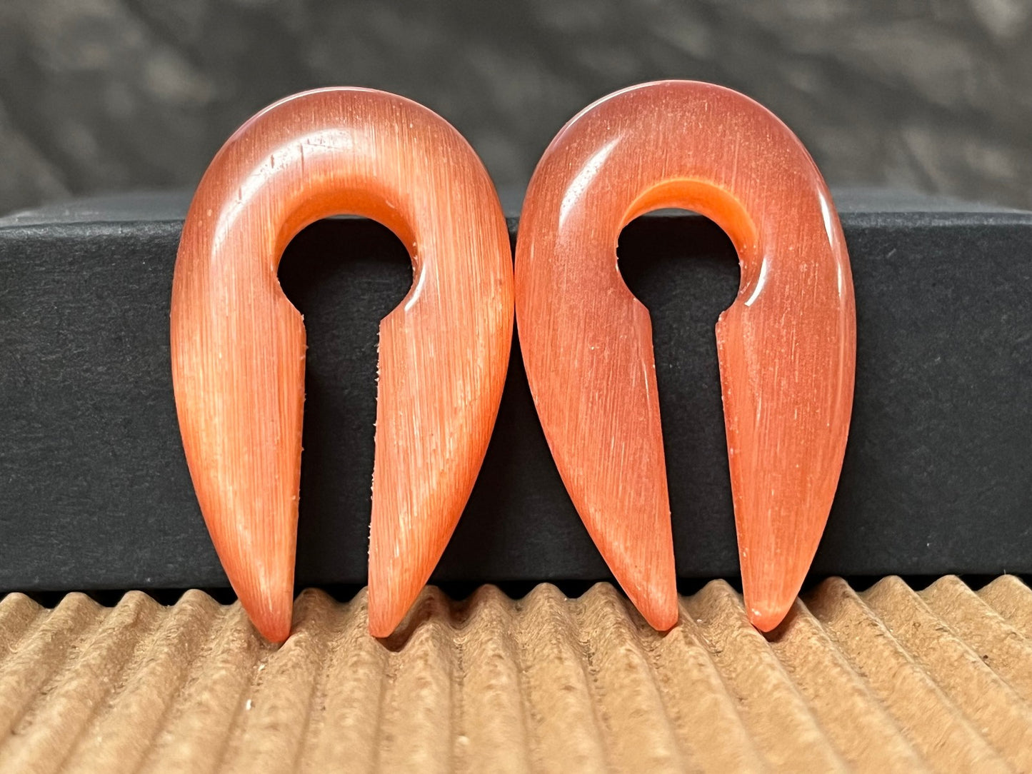 PAIR Red Orange Cat Eye Keyhole Hanger Ear Weight Plug Gauge Tunnel Stone Gauges