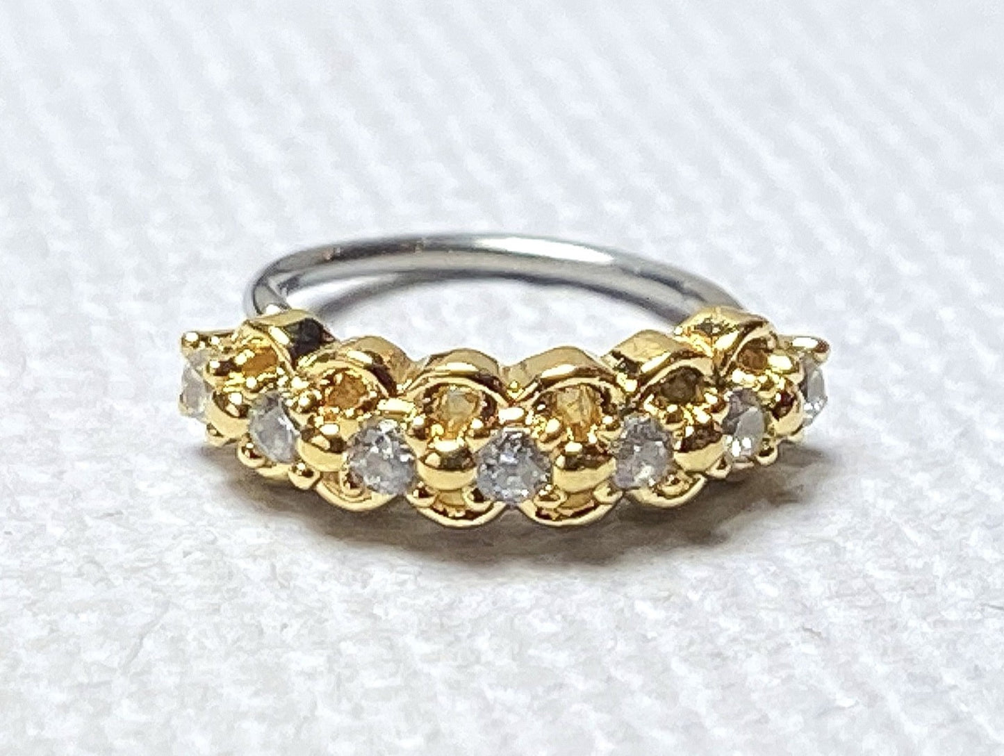 1pc Lined CZ w/ Filigree Edges Nose Hoop Cartilage Ring Rook Daith Helix Tragus