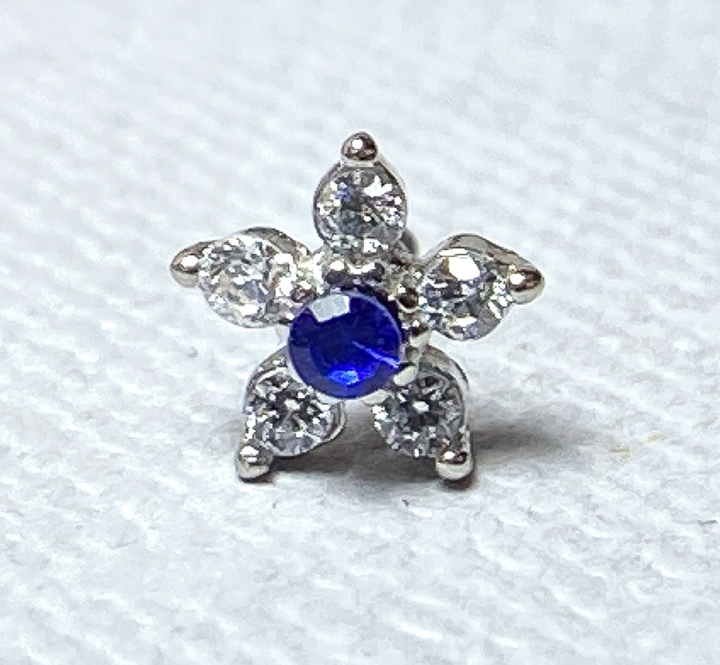 1pc Six CZ Gem Paved Flower Top 20g Nose Ring Stud 316L Surgical Steel