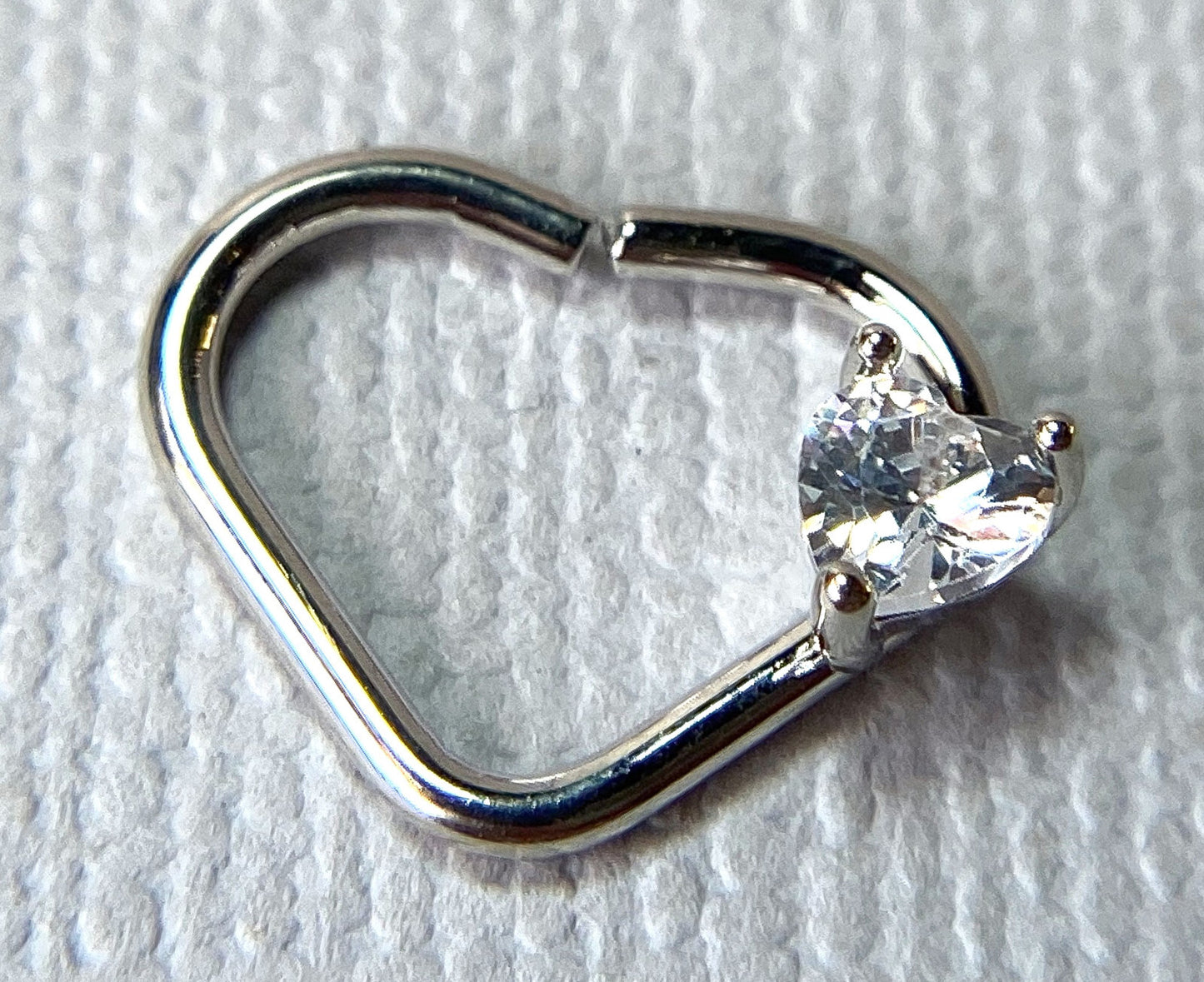 1pc Heart Bendable Ear Cartilage Daith Hoop Ring w/ Prong Set CZ Gem Heart