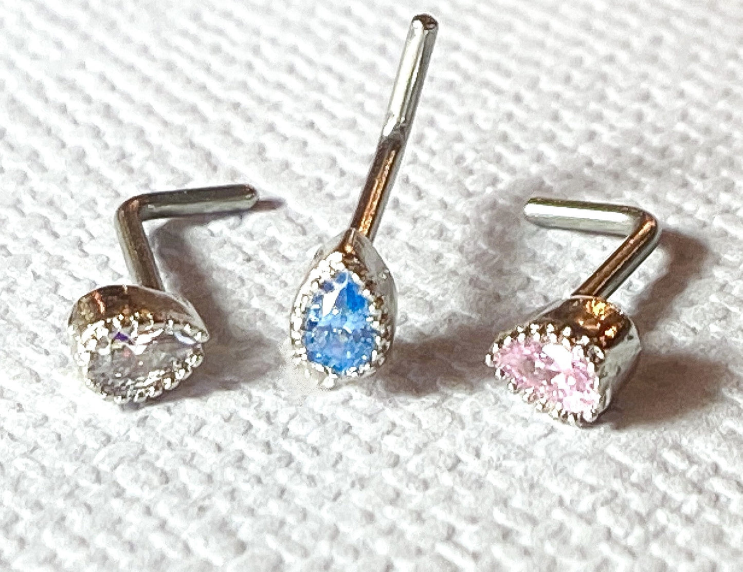 1pc CZ Gem Set Teardrop L-Bend 20g Nose Ring Stud Screw 316L Surgical Steel