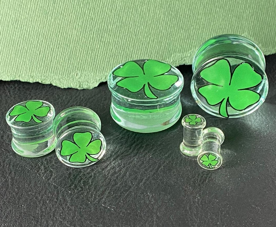 PAIR Green Shamrock Clover Glass Double Flare Plugs Gauges Tunnels Body Jewelry