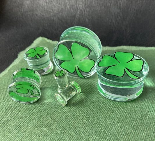 PAIR Green Shamrock Clover Glass Double Flare Plugs Gauges Tunnels Body Jewelry