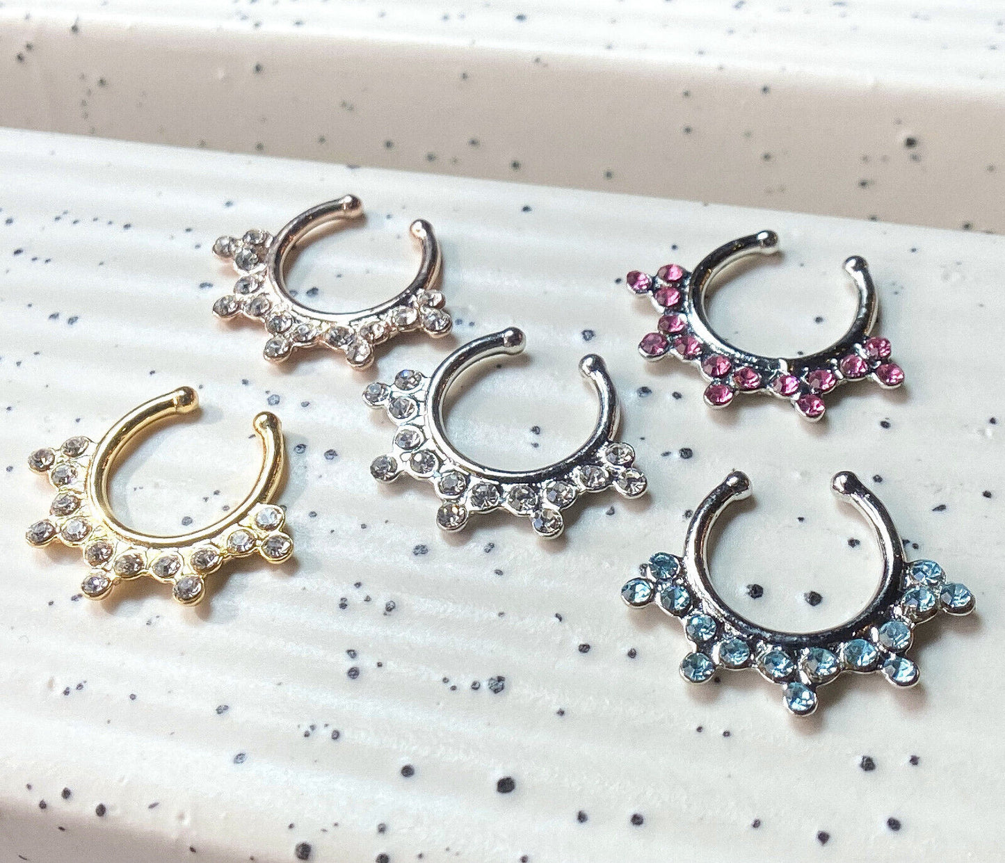1pc Non-Piercing Snowflake Gem Septum Hanger Clip-On Fake Nose Ring Body Jewelry