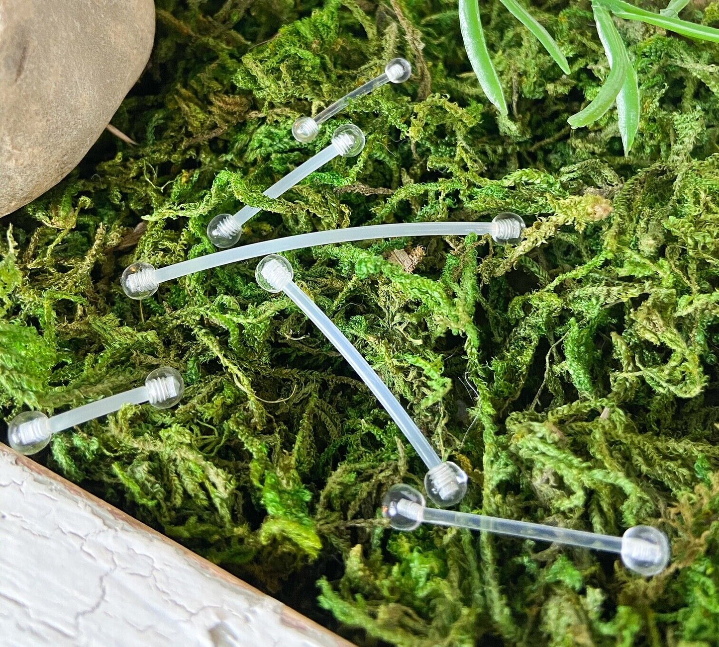 1pc Pregnancy Flexible Belly Retainers w/ Clear Acrylic Ends!