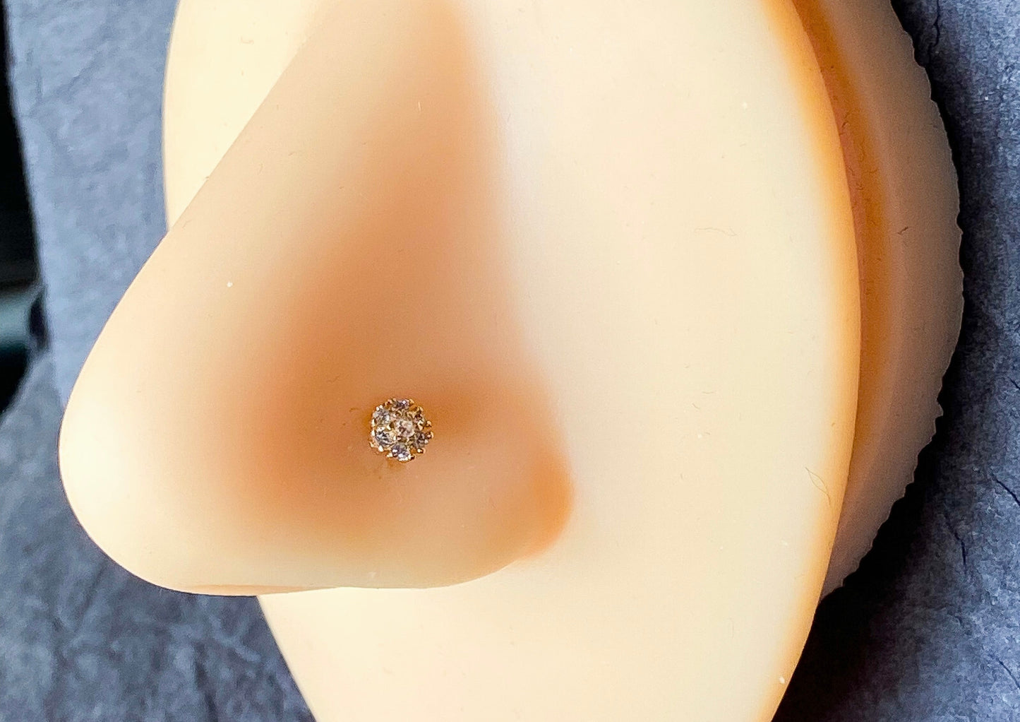 1pc CZ Gem Cluster Flower L-Bend 20g Nose Ring Stud Screw 316L Surgical Steel
