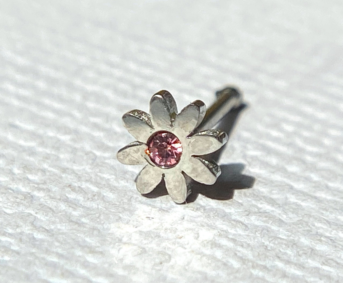 1pc Crystal Centered Daisy Flower 20g Surgical Steel Nose Stud Ring