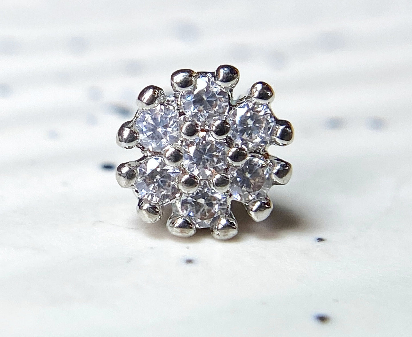 CZ Flower Top 20g Surgical Steel Nose Stud Bone Nostril Ring Body Jewelry