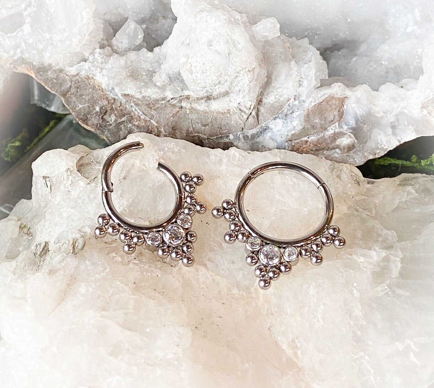 1pc Solid Titanium 3 Gems & Beads Hinged Segment Ring Helix Septum Clicker