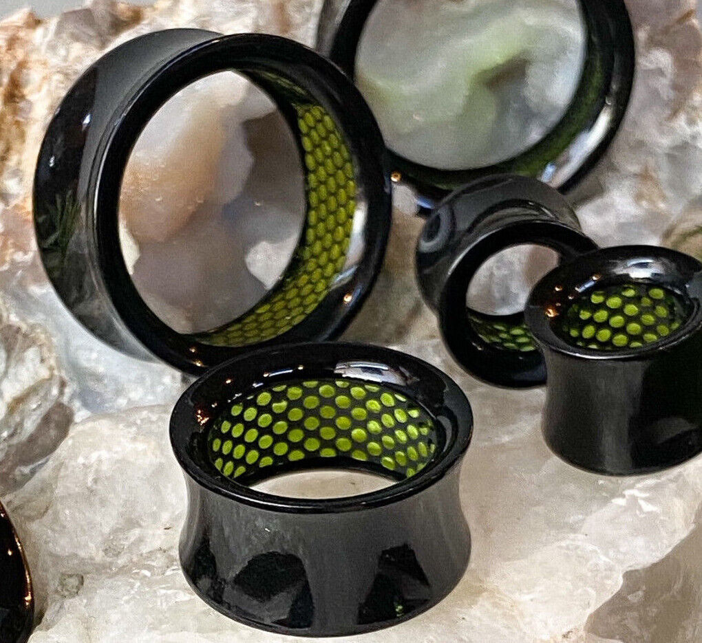 PAIR Inner Green Dotted Pattern Decal Black Acrylic Saddle Tunnels Plugs Gauges