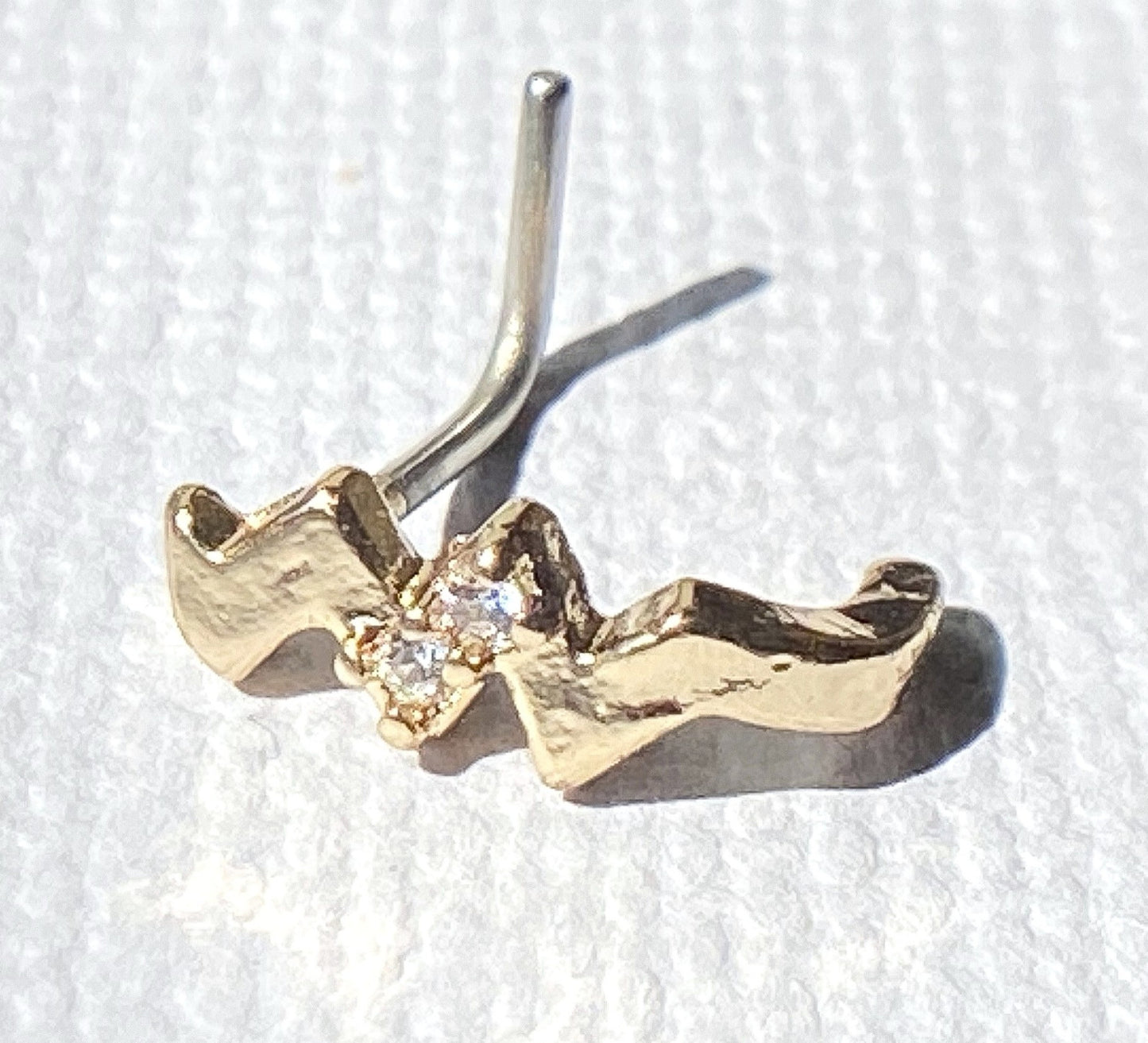 1pc CZ Gem Paved Twist Nose Crawler L-Bend 20g Nose Ring Stud Screw