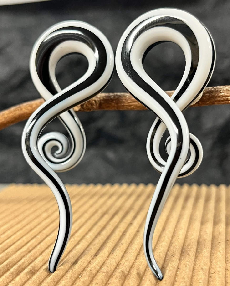 PAIR Black & White Glass Tentacle Spiral Hanging Tapers Expanders Plugs Gauges