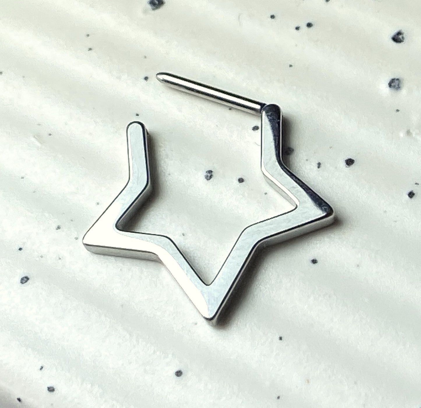 1pc Titanium Star Hinged Segment Ring Hoop Septum Nipple Helix Nose Body Jewelry