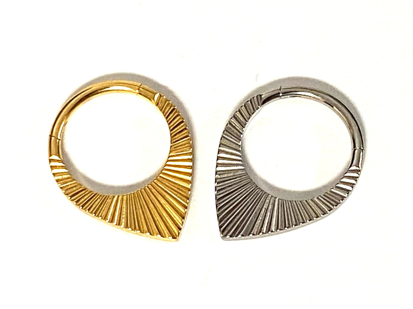 1pc Solid Titanium Cuts Teardrop Hinged Segment Ring Septum Tear Drop Clicker
