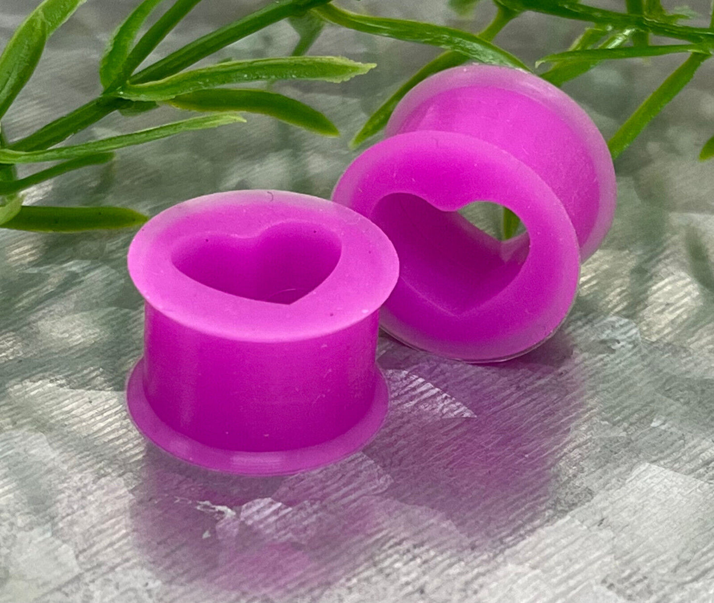 PAIR Heart Silicone Tunnels Plugs Earlets Gauges Body Jewelry