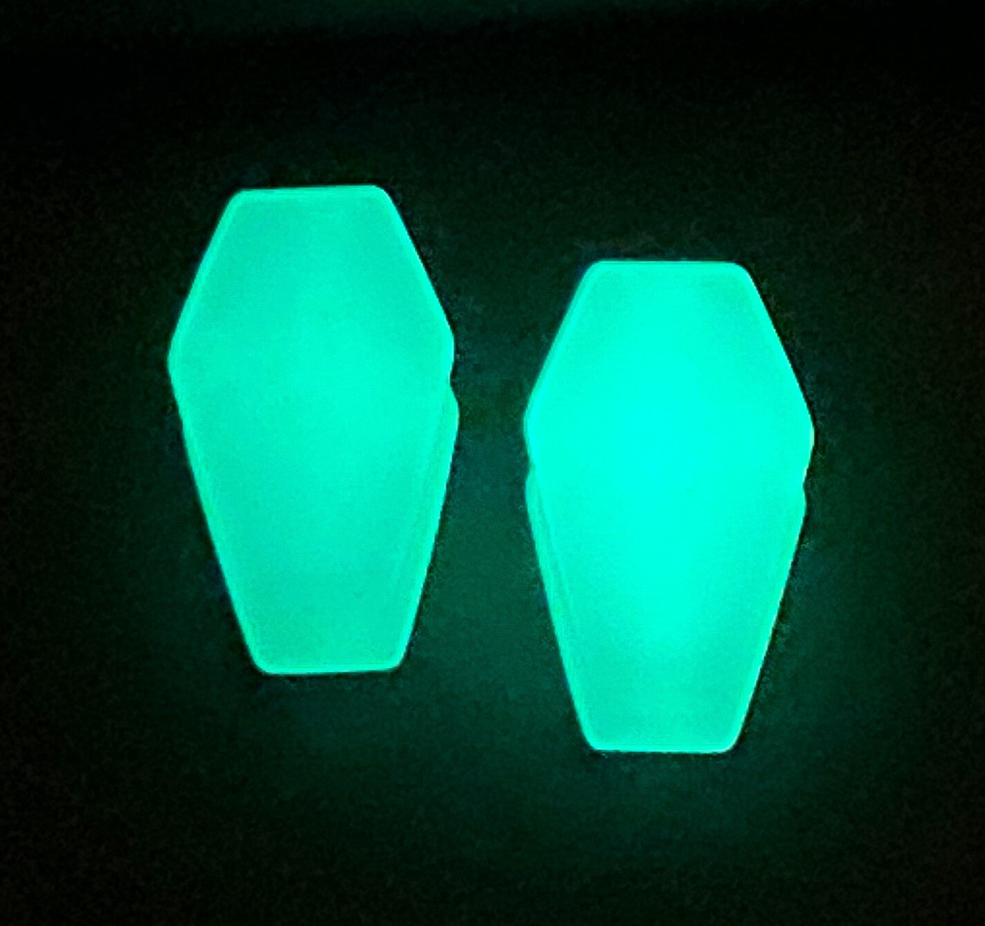 Glow-in-the-dark Stone Double Flare Plugs - Body Jewelry