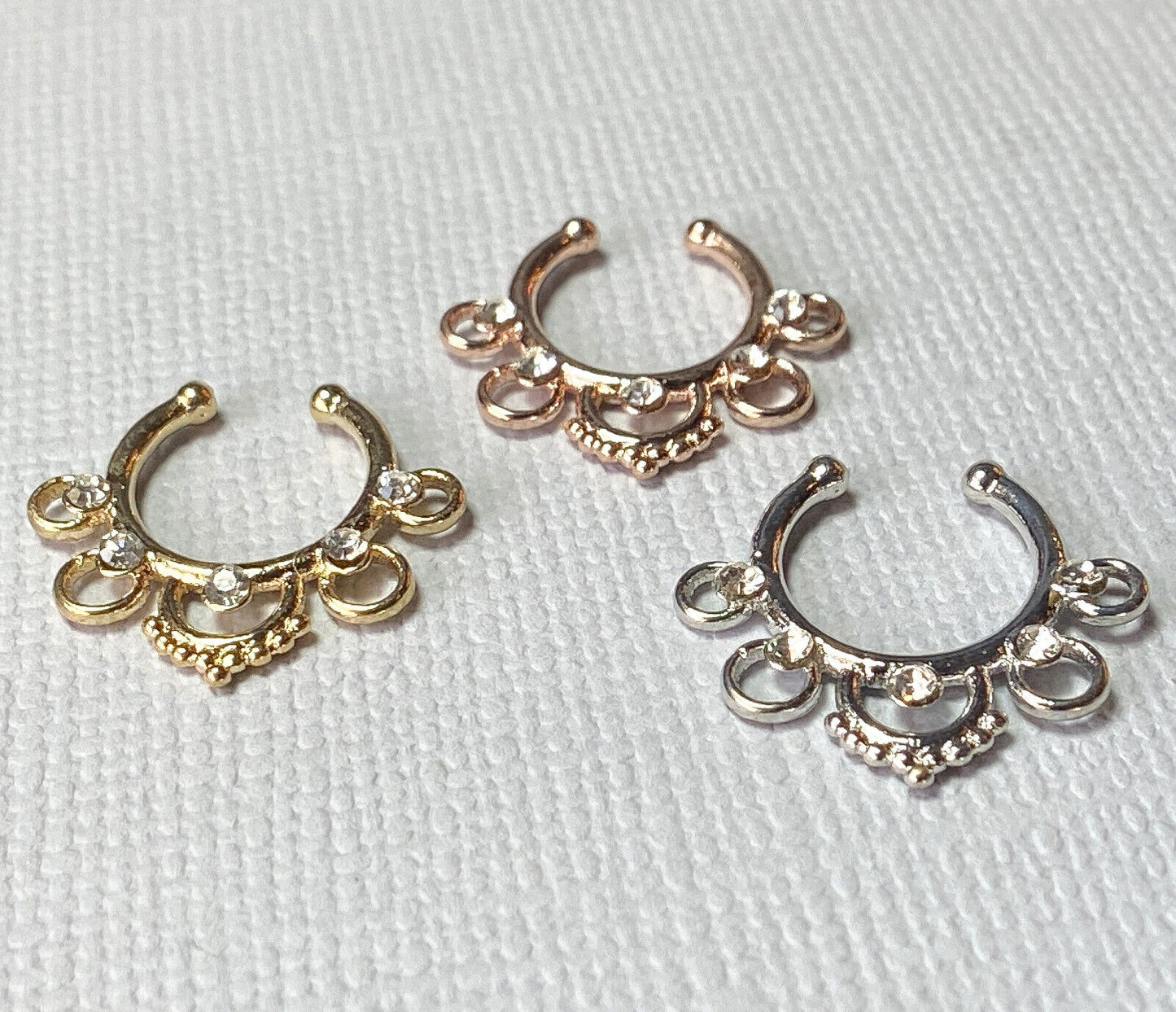 1pc Non-Piercing 5 Circle w/Gems Septum Hanger Clip-On Fake Nose Ring