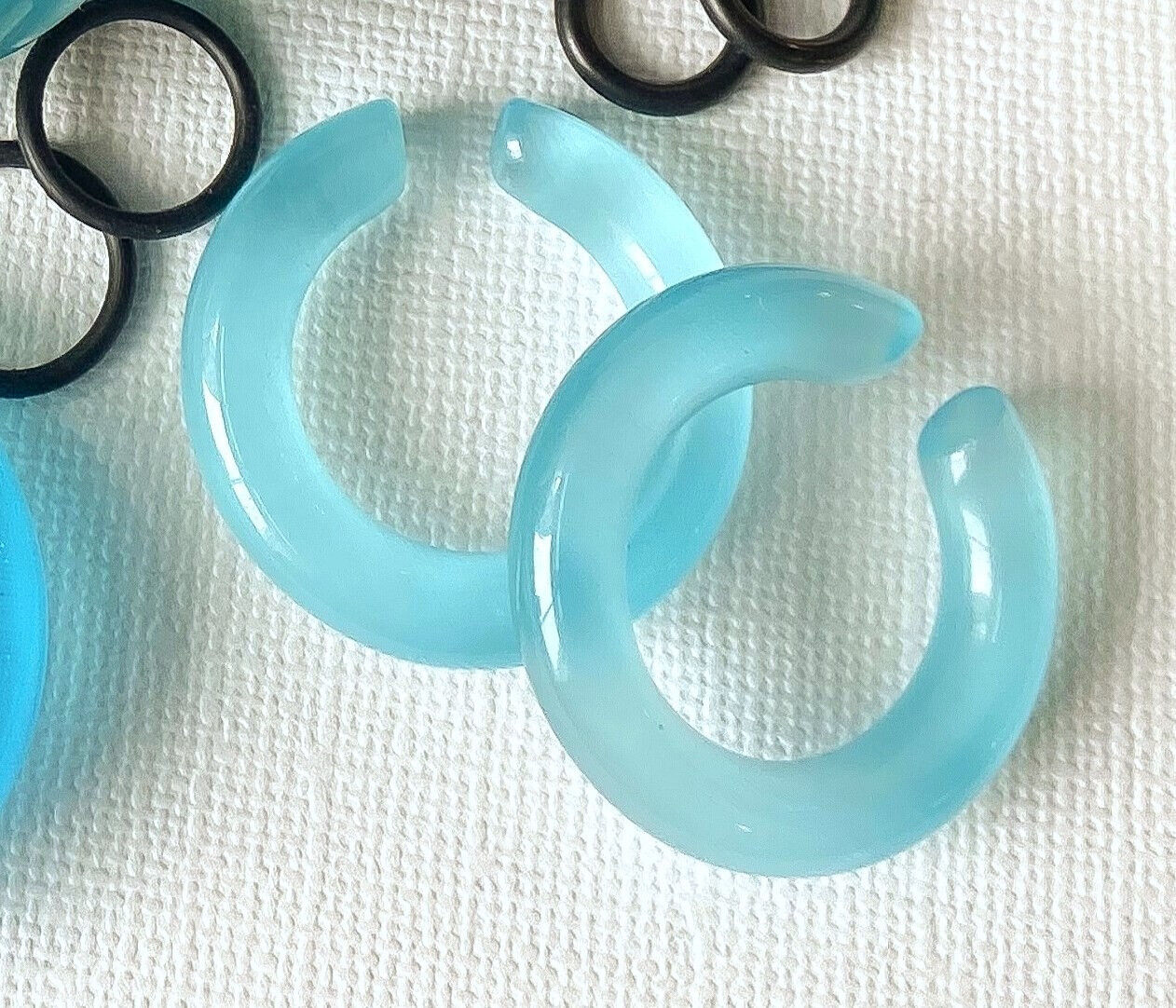 PAIR Light Blue Cat Eye Stone Hoop Taper Hanger Ear Weight Plug Gauge Tunnel