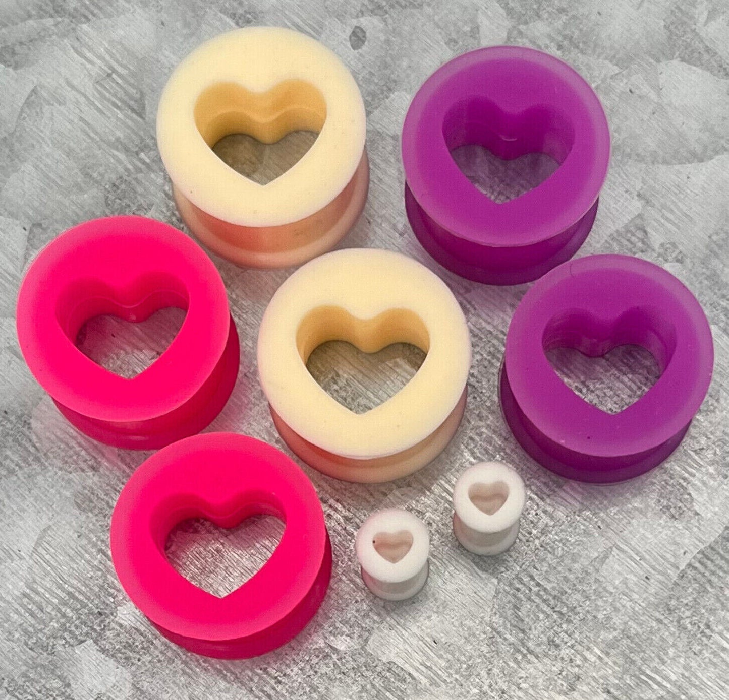 PAIR Heart Silicone Tunnels Plugs Earlets Gauges Body Jewelry