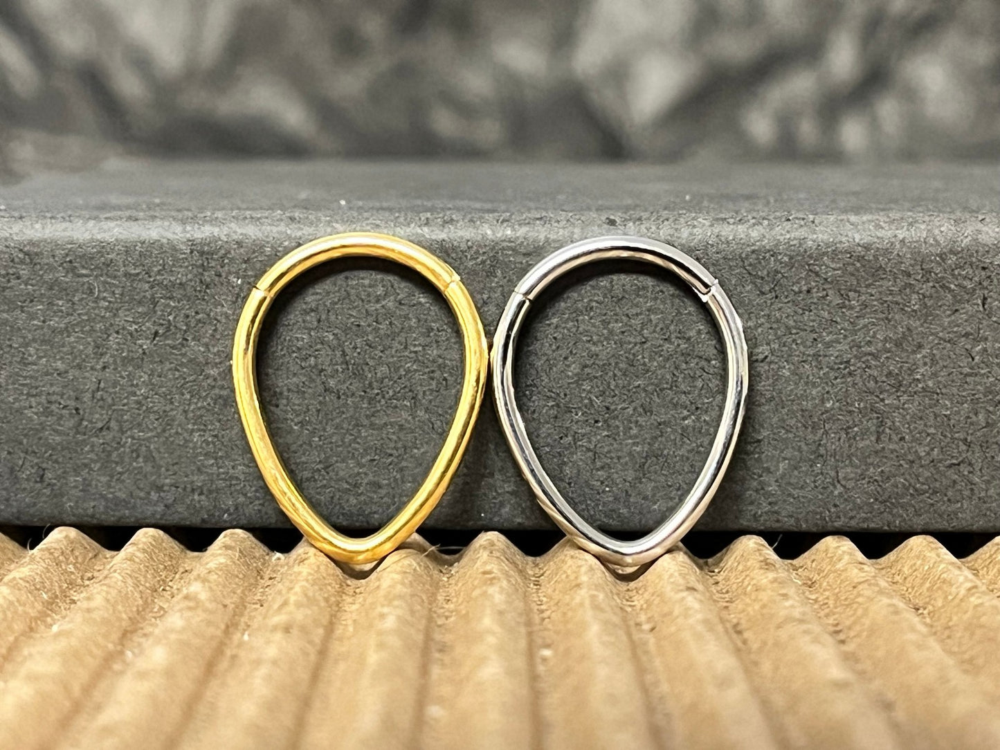 1pc Teardrop Hinged Segment Ring 16g Septum Helix Orbital Daith Tear Drop