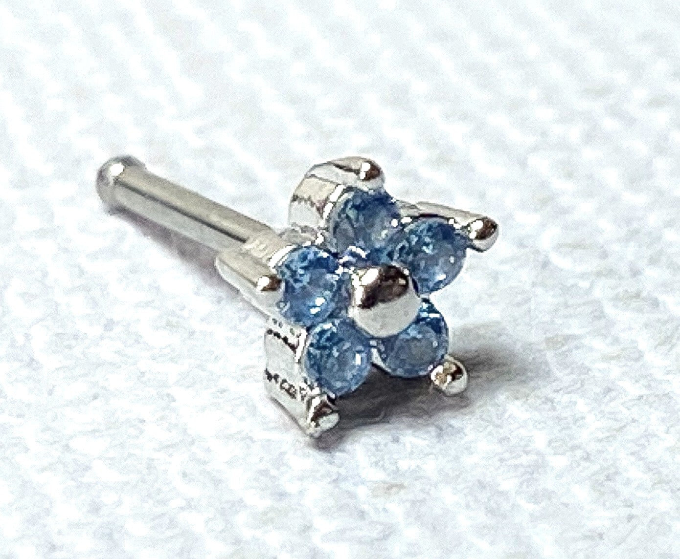 1pc Five CZ Gem Flower Top Nose Ring Bone Stud 20g 316L Surgical Steel