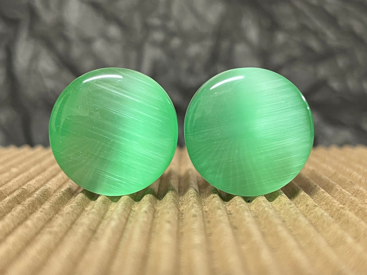 PAIR  Green Cat Eye Stone Double Flare Plugs Tunnels Earlets Gauges Body Jewelry